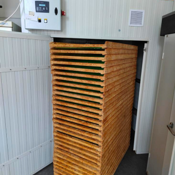 Naše produkty jsou vyráběny pomocí těch nejmodernějších profesionálních strojů